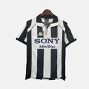 Camisa Juventus Retrô 1997/1998 Preta e Branca - Kappa